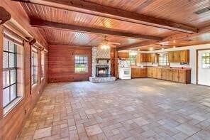 Foto del edificio - 9504 Quaker Ct