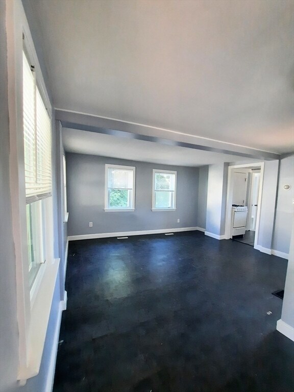 8 Stoney Beach Rd Unit 1, Hull, MA 02045 Room for Rent in Hull, MA