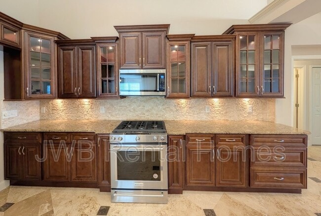 Building Photo - 128 Summer Tree Ct