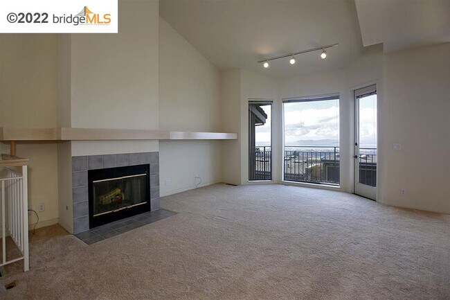 Foto del edificio - 27 Windward Hill