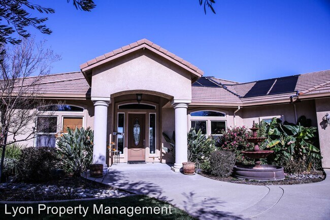 Building Photo - 5 br, 3.5 bath House - 2069 HIckok Road