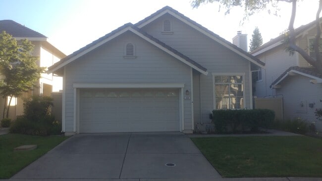 Building Photo - 224 Brightstone Cir