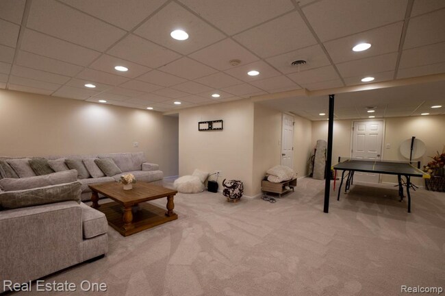 Building Photo - 5206 Royal Vale Ln