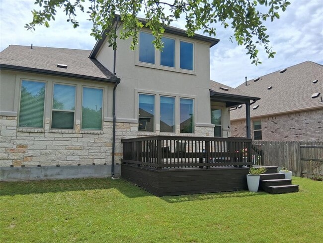 Building Photo - 2916 Youngwood St