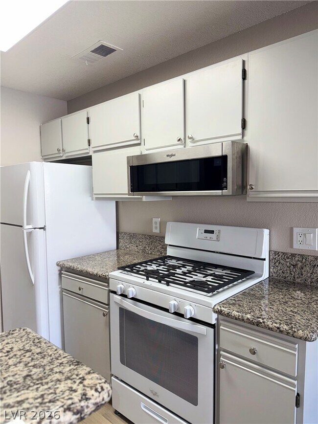 Building Photo - 2200 S Fort Apache Rd