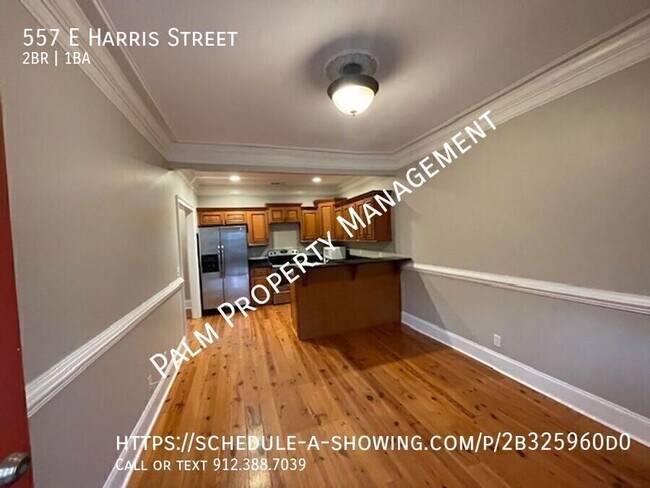 Foto del edificio - 557 E Harris St