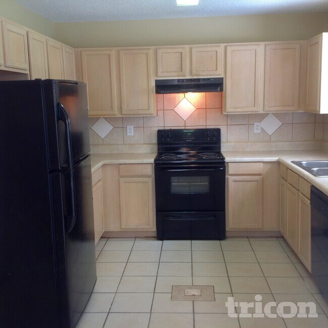 Foto del edificio - 6951 Silver Garden Ln