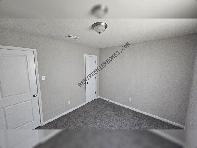 Foto del edificio - 15524 Briar Forest Dr