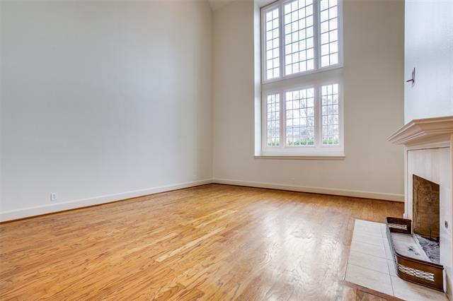 Foto del edificio - 3705 Binkley Ave