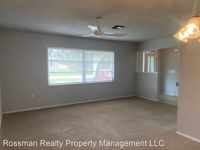 Foto del edificio - 3 br, 2 bath House - 1445 Rommel St