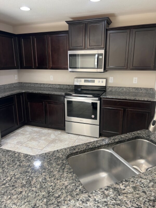 Building Photo - 5019 Chipotle Ln