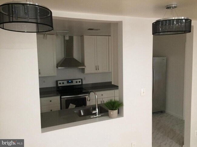 Foto del edificio - 14522 Wexhall Terrace