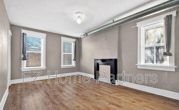 Building Photo - 3005 S Compton Ave