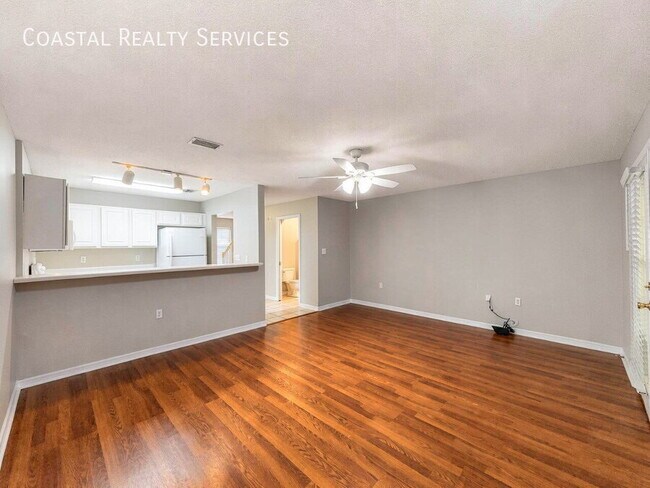 Building Photo - 954 Scenic Oak Ln
