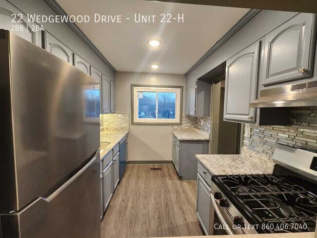 Foto del edificio - 22 Wedgewood Dr