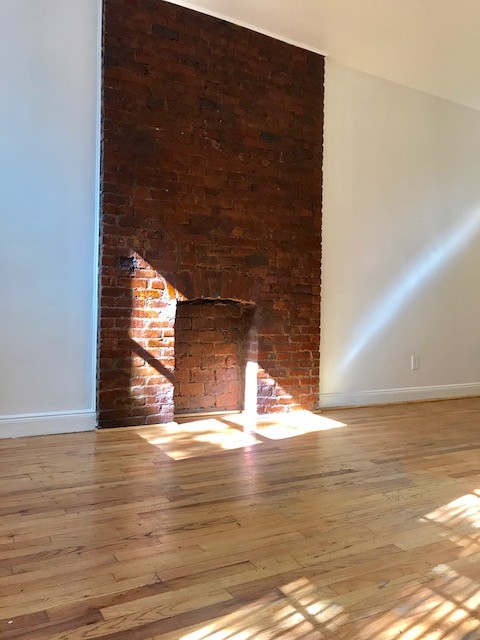 Primary Photo - 147 E 30th St