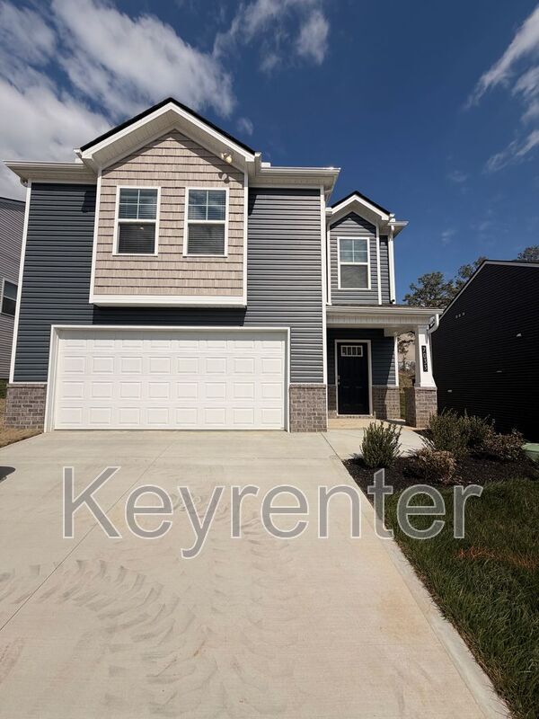 Building Photo - 7033 Randleman Dr
