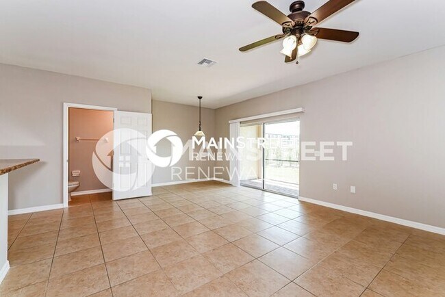 Foto del edificio - 3 Bedroom Pet-Friendly Home in Fort Myers, FL with Main Street Renewal