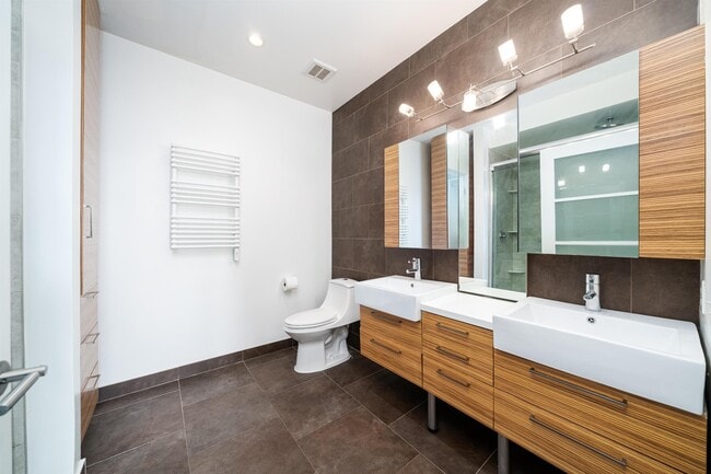 Foto del edificio - 650 Montgomery St