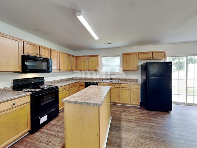 Foto del edificio - 9624 Eagle Feathers Dr