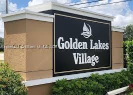 Foto del edificio - 110 Lake Meryl Dr