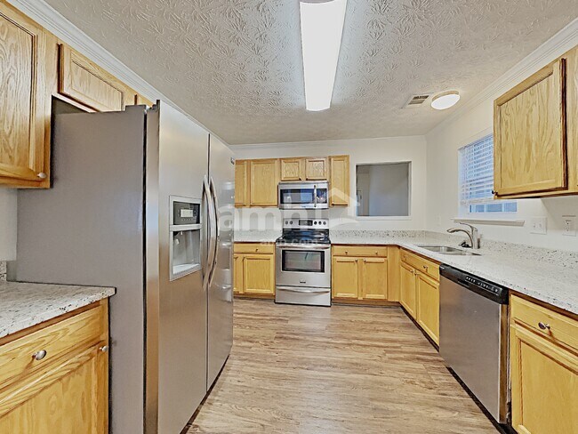 Building Photo - 3503 Madison Farm Way