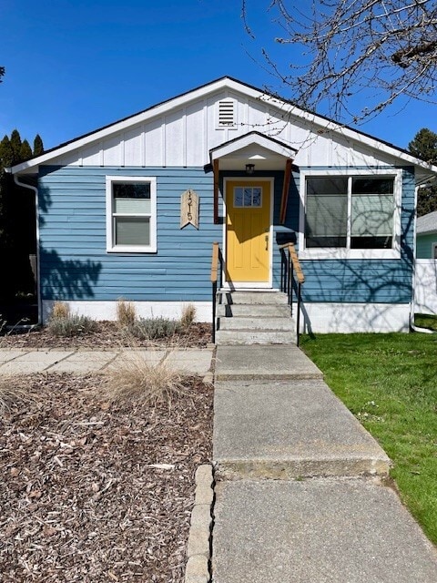 Lots of Natural Light - 1215 E Adeline Ave