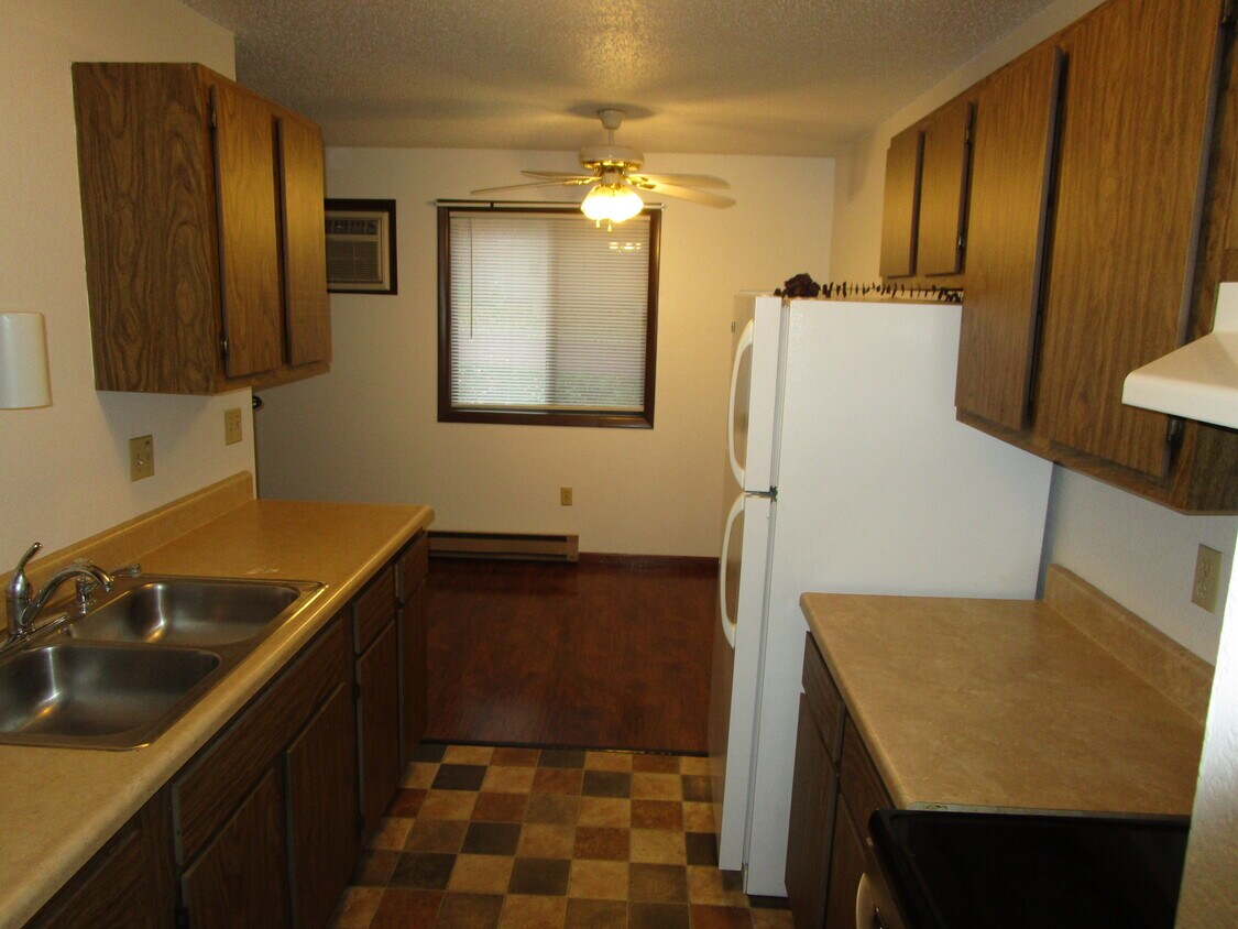 Foto principal - 830 S Moore St