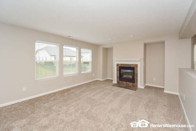 Foto del edificio - *PRICE DROP & RENT SPECIAL!* Stunning and ...