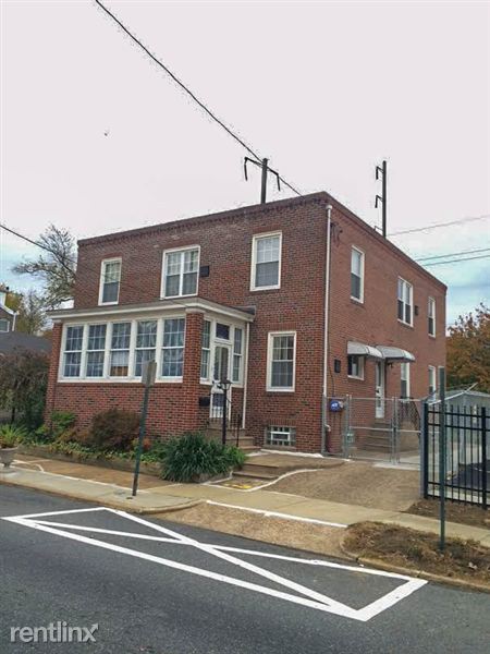 Building Photo - 5817 Keystone St