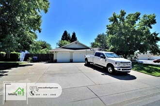 Building Photo - 1599 Lavender Way