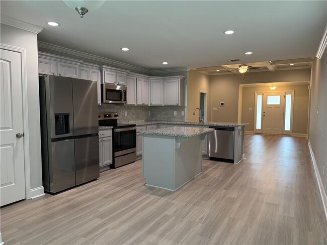 Foto del edificio - 231 Creek Ridge Dr