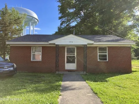 Building Photo - 704 Beamon St