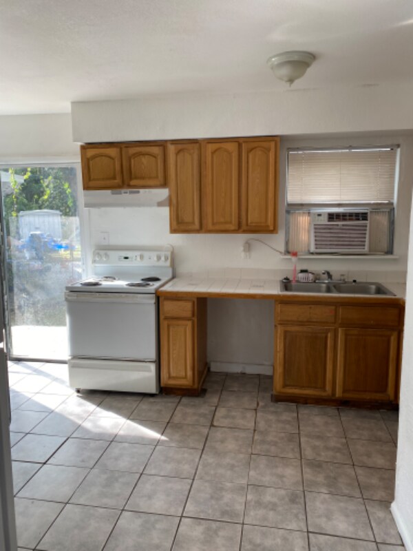 Foto del edificio - 4524 Howard St