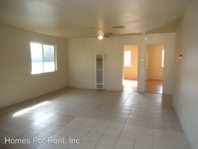 Building Photo - 16614 Ave 168