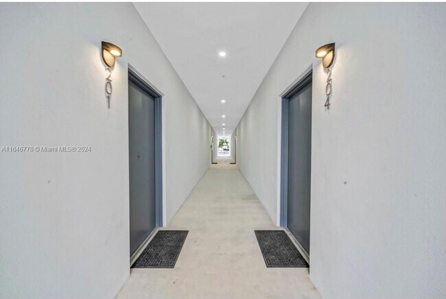 Foto del edificio - 859 E 24th St