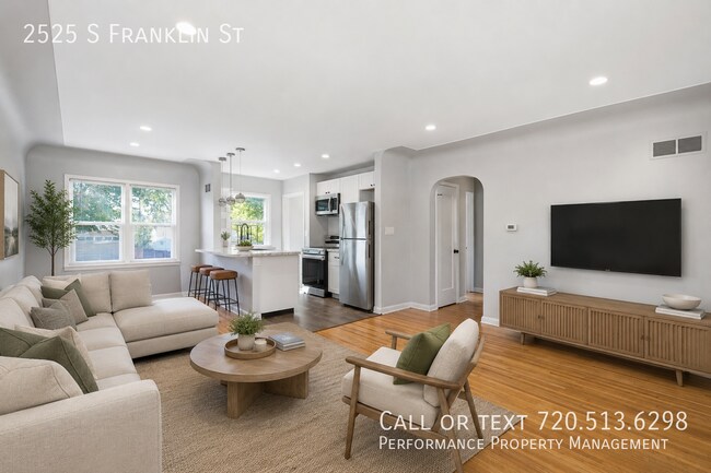 Foto del edificio - 2525 S Franklin St