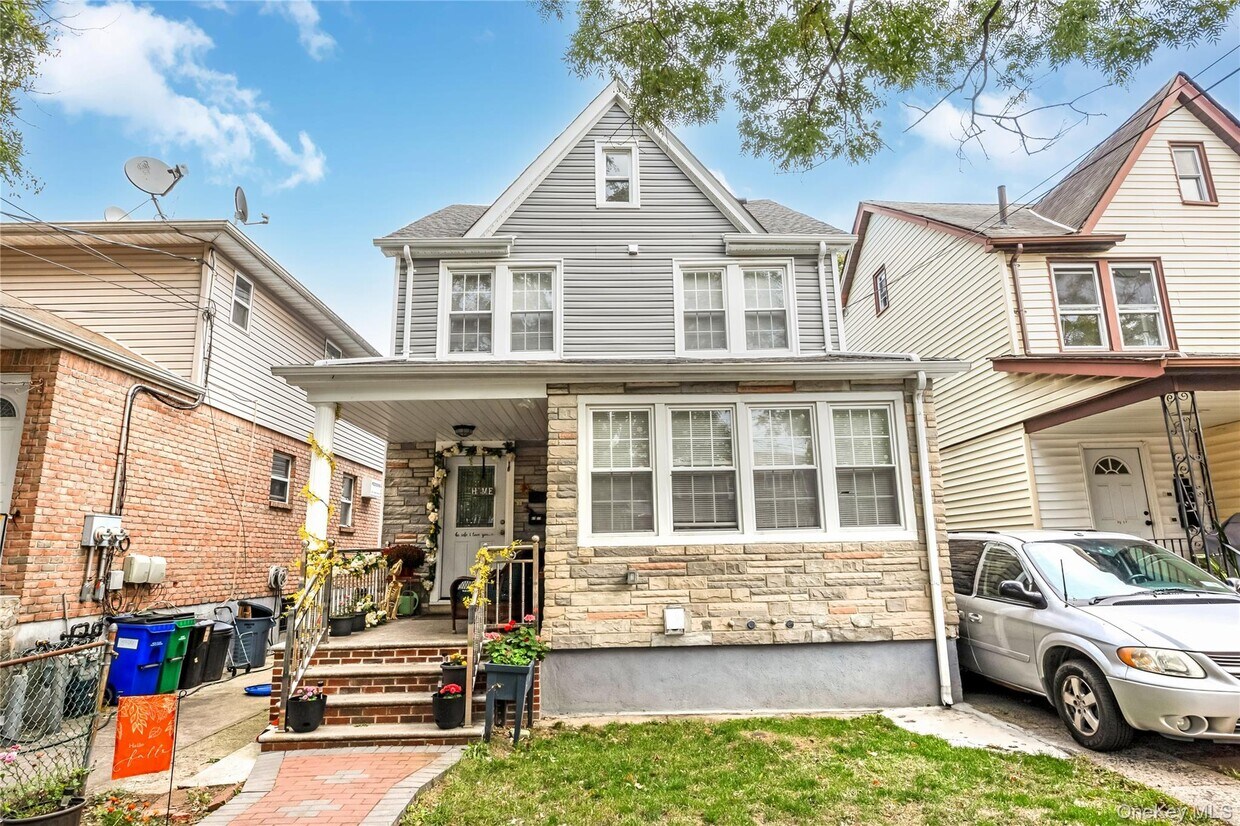 Foto principal - 89-33 Moline St