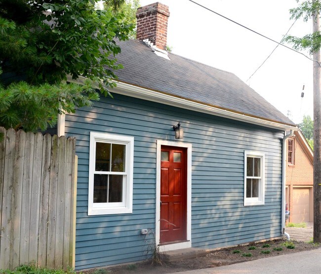 Building Photo - 353 Morris Alley
