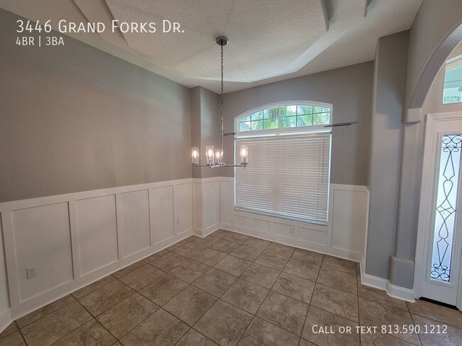 Building Photo - Beautiful Land o Lakes Pool Home