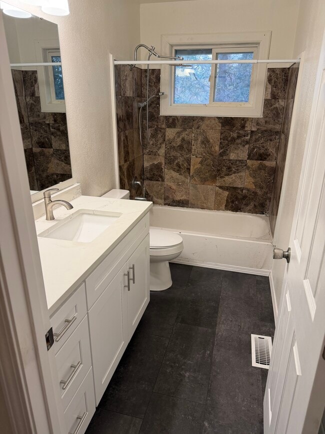 Foto del edificio - 8705 SW Seminole Trail