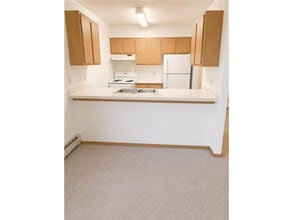 Building Photo - 910 Hengen St