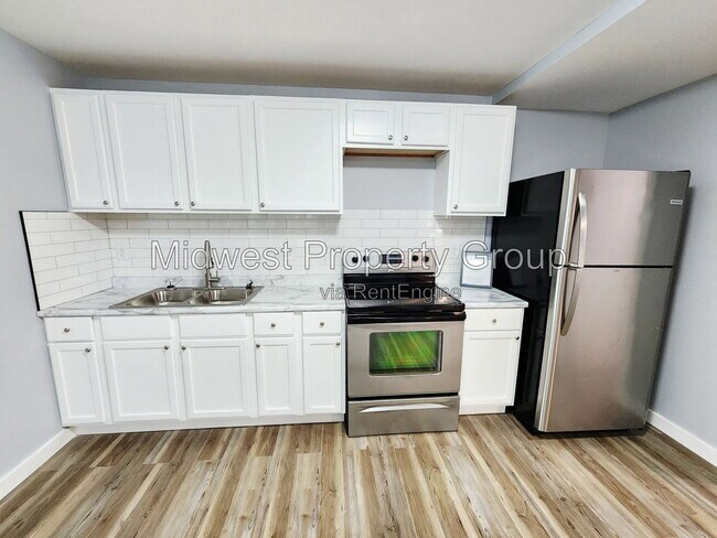 Foto del edificio - 3415 St Mark Ln