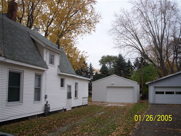 Building Photo - 108 Jones St