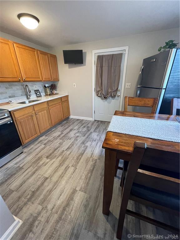 Foto del edificio - 58-60-60 Jerry Rd