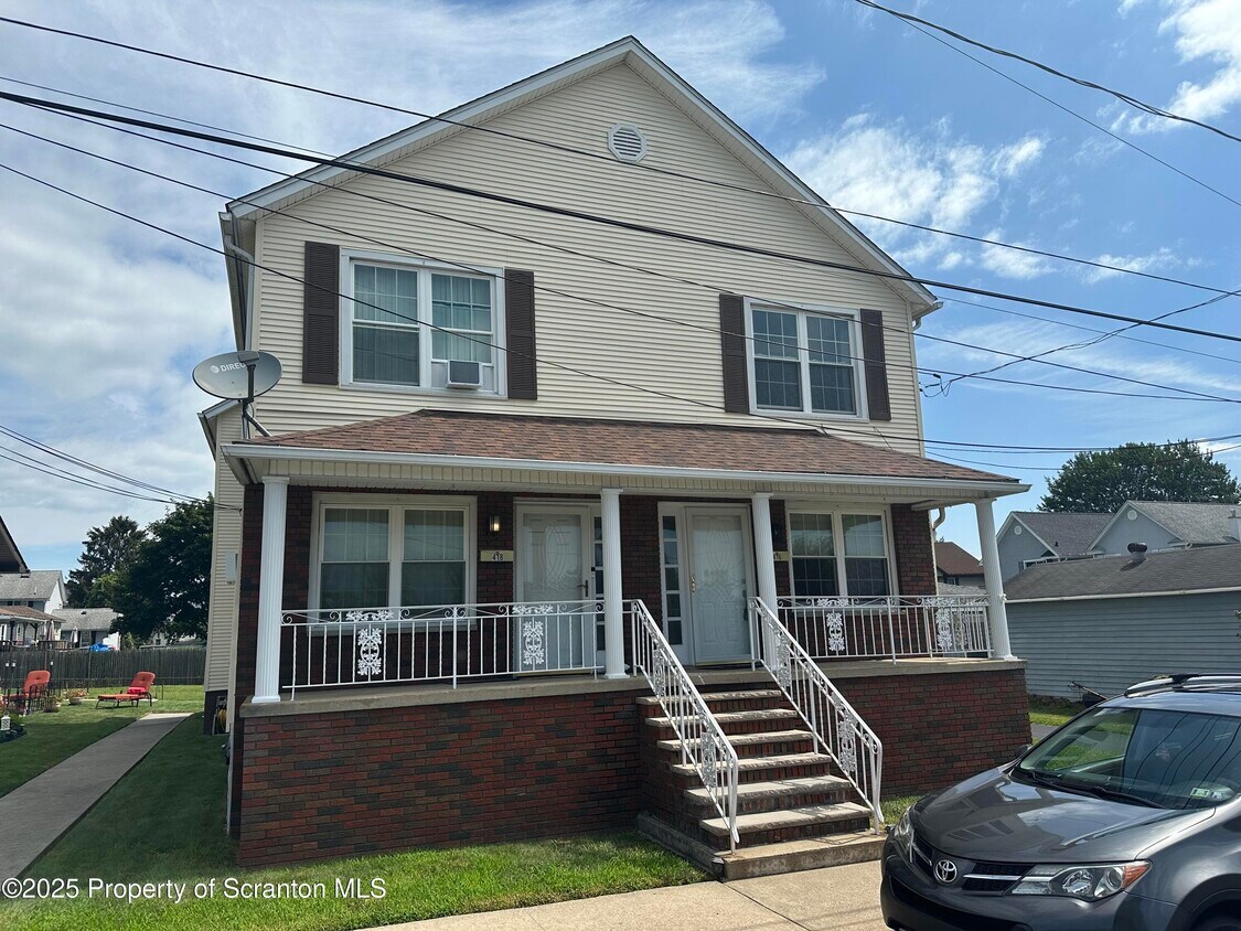 Foto principal - 416 W Atherton St