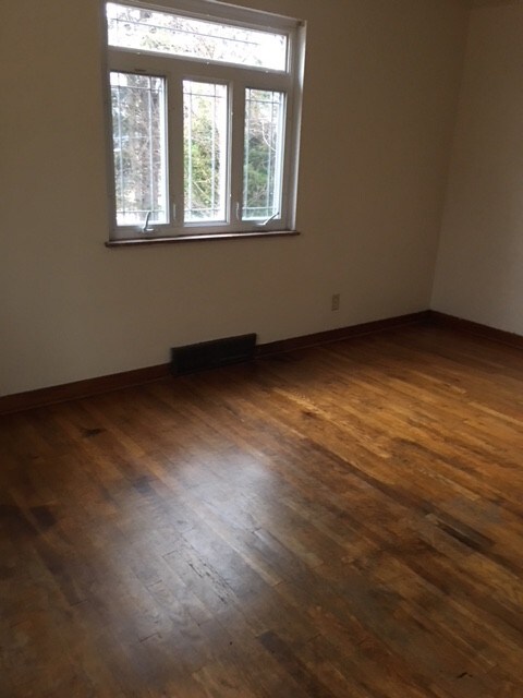 Foto del edificio - 416 1/2 Ridge Ave