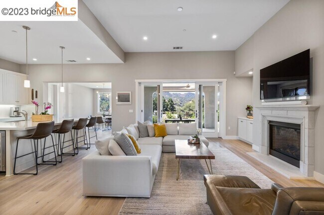 Foto del edificio - 205 Seclusion Valley Way