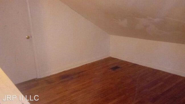 Building Photo - 3 br, 1 bath House - 14818 Wayne St