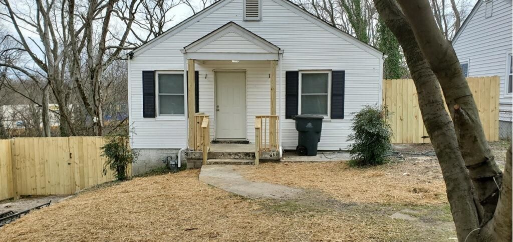 Primary Photo - 514 Arrington St